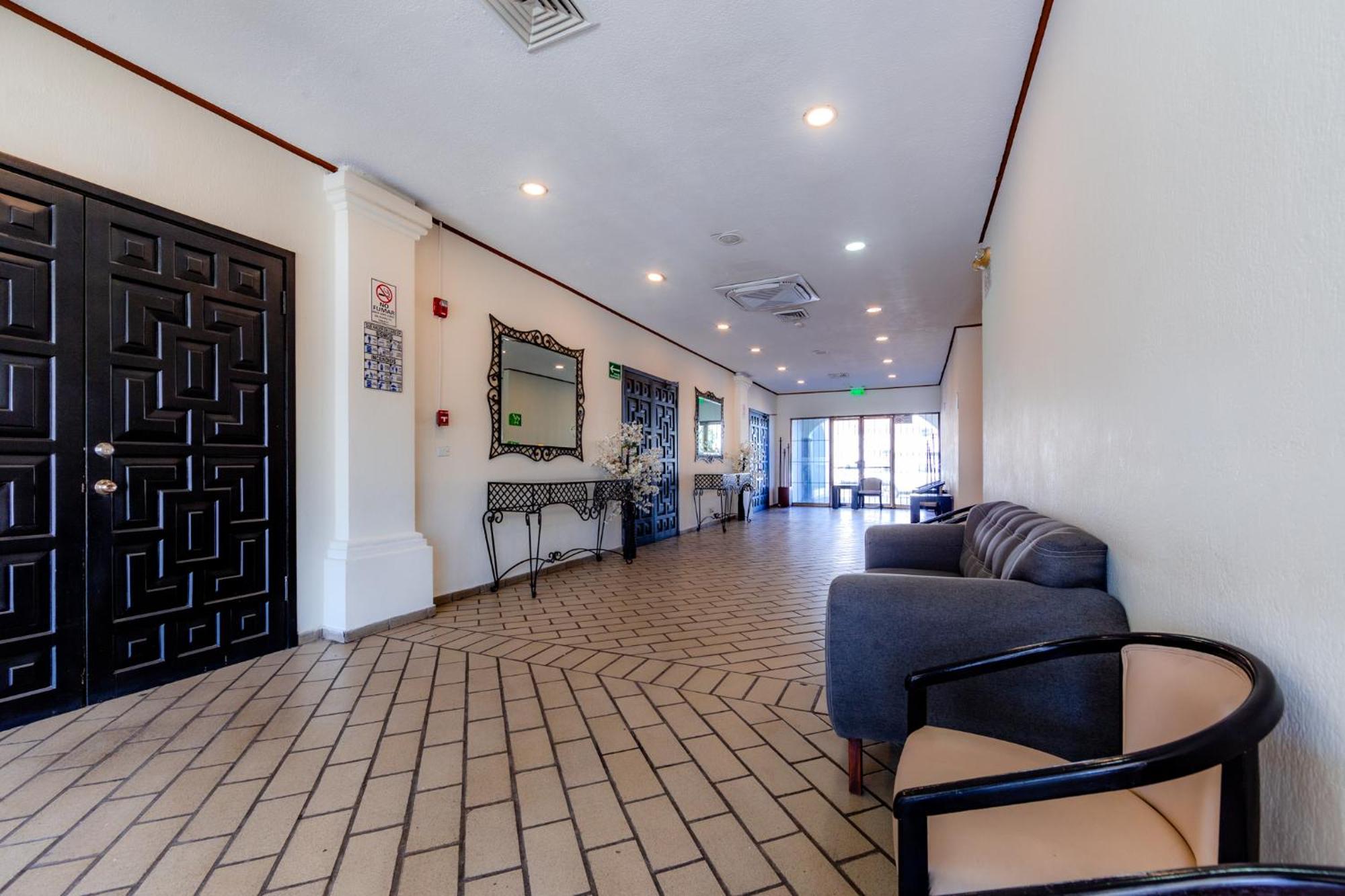 Inhouse Obregon Hotel Ciudad Obregon Ngoại thất bức ảnh